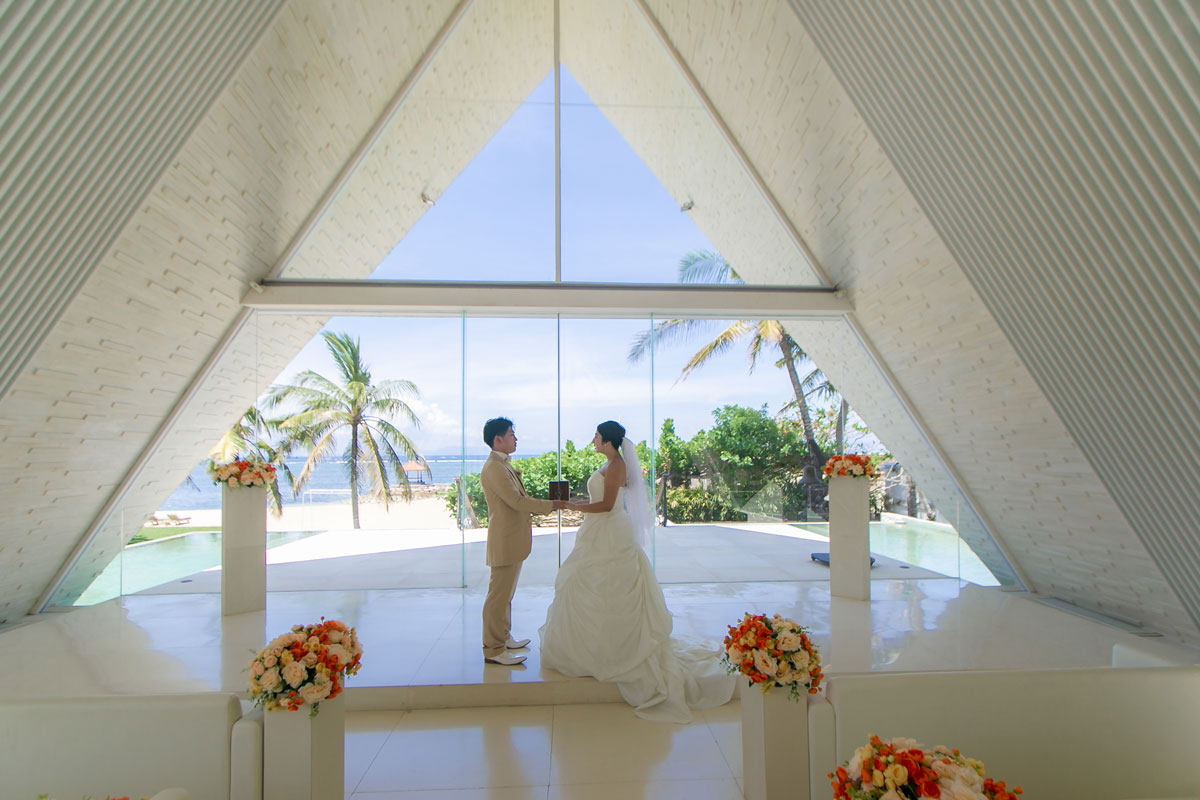 �}�C�E�G�f�B���O�o��presented byJTB